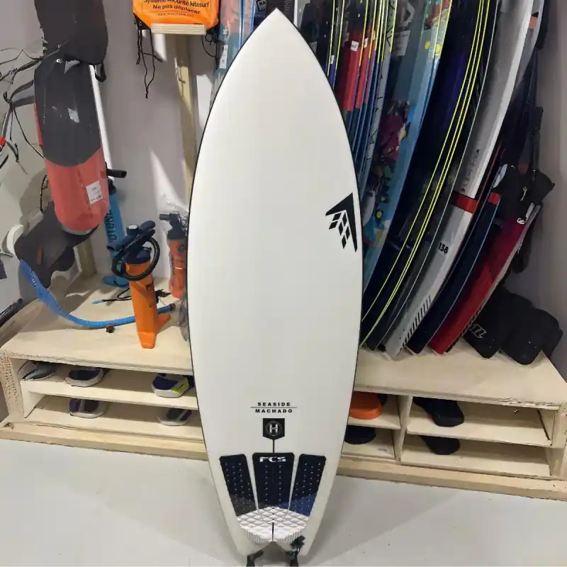 Must-Have Planche Surf Occasion Firewire Seaside Machado 5‘7 - Excellent état