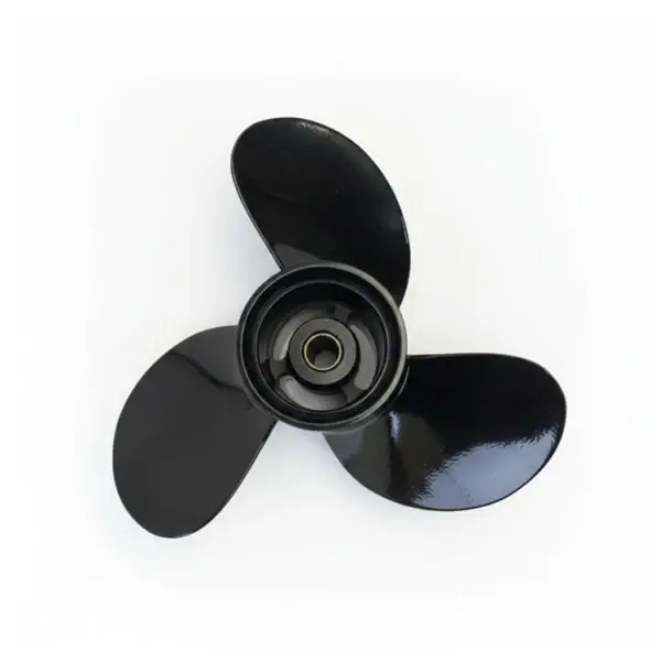 Michigan Match 3-Blade Aluminum Propeller 8.5x7 RH - 142102 Offre Limitée