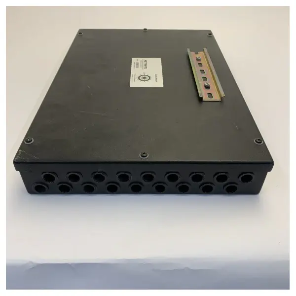 Netwave RUT-01050-12 Marine Audio Interface Distribution Box DIN Rail - Used Expédition Rapide