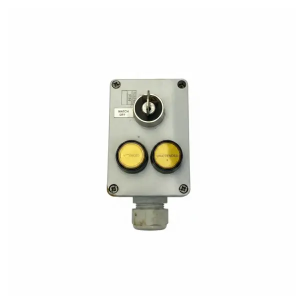 Haute Qualité Praxis 93-0-359 Marine Control Panel with Key Switch Vessel Alarm System - Used
