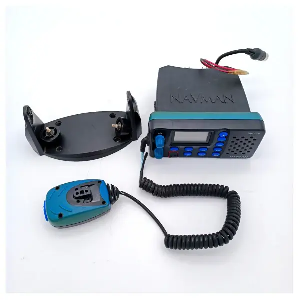 Navman VHF7100 Marine VHF Radio System US Commander Vite