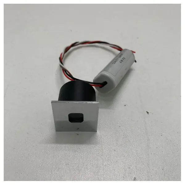 Zetacube Flwat 1W 3000K Courtesy Light CRI90 24V Produit De Marque