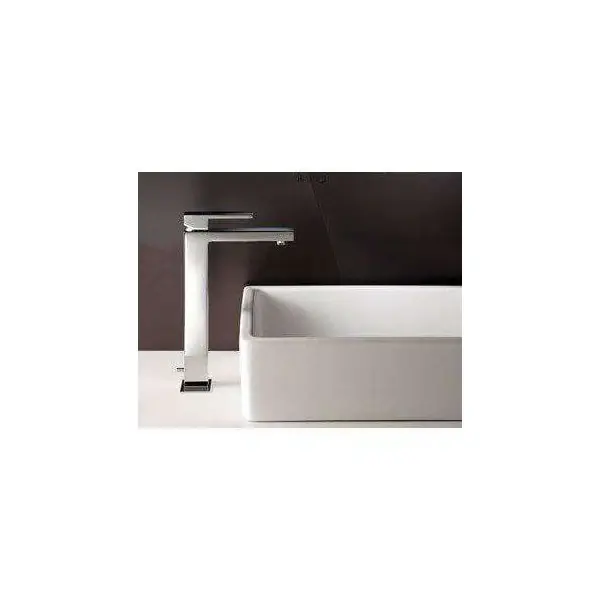 Fantini Chrome Single Lever Bathroom Crane - AR/38R Populaire