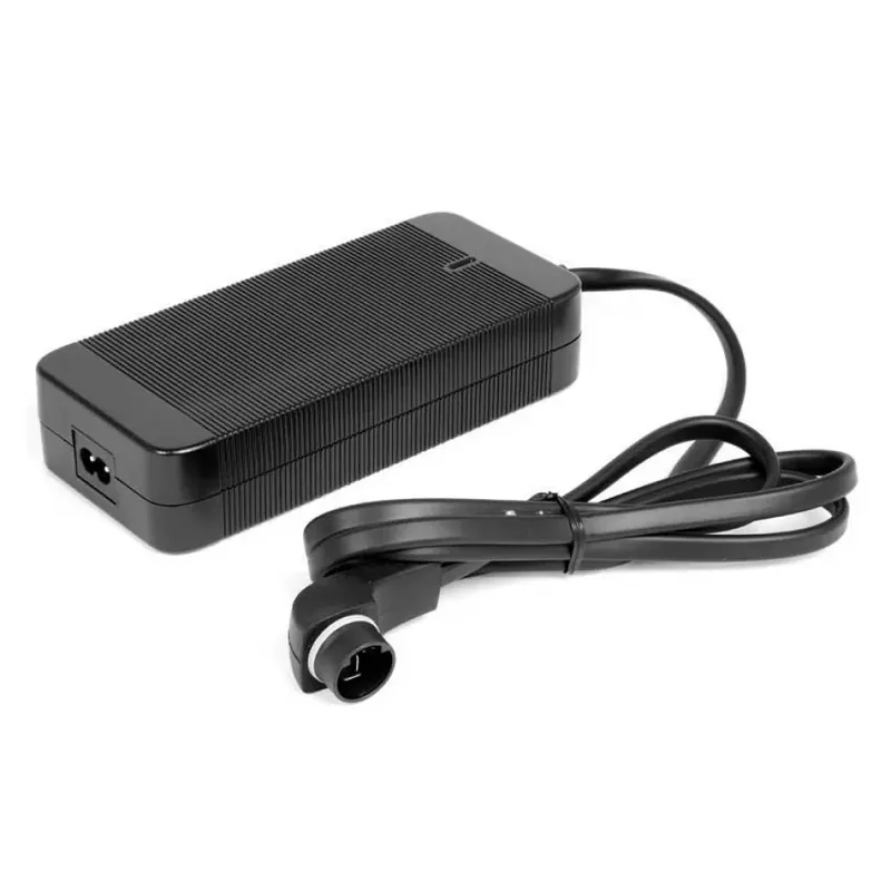 Promotion Yamaha Chargeur de batterie 630/720Wh 4 A 2005239