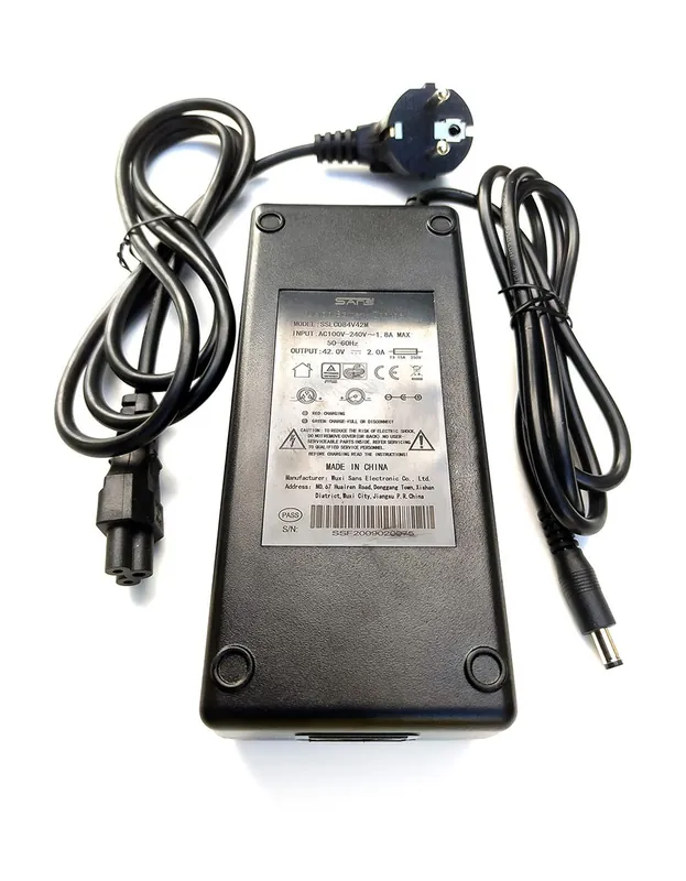 Top Vente CHARGEUR 2A PRISE DC2.5