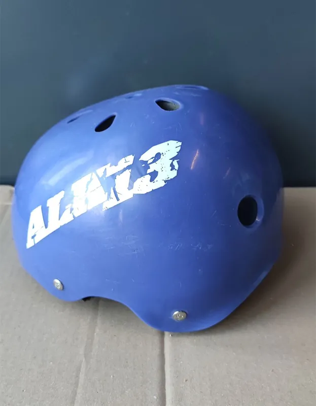 Authentique CASQUE AL13 TAILLE M BLEU ELECTRIQUE