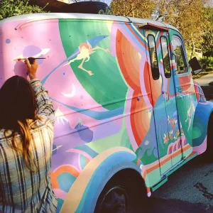 Promotion Saisonnière JEFF DIVINE - Photographie Surf Vintage - ‘Glen Chase Truck Paint La Jolla 1973‘